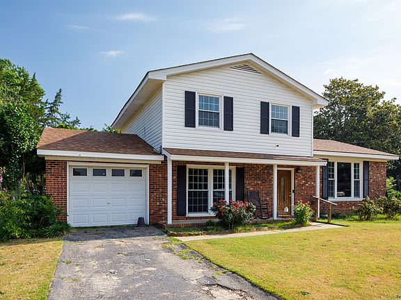 2nd image of 1452 Gairloch Dr