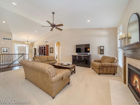 5th image of 23590 Millwood