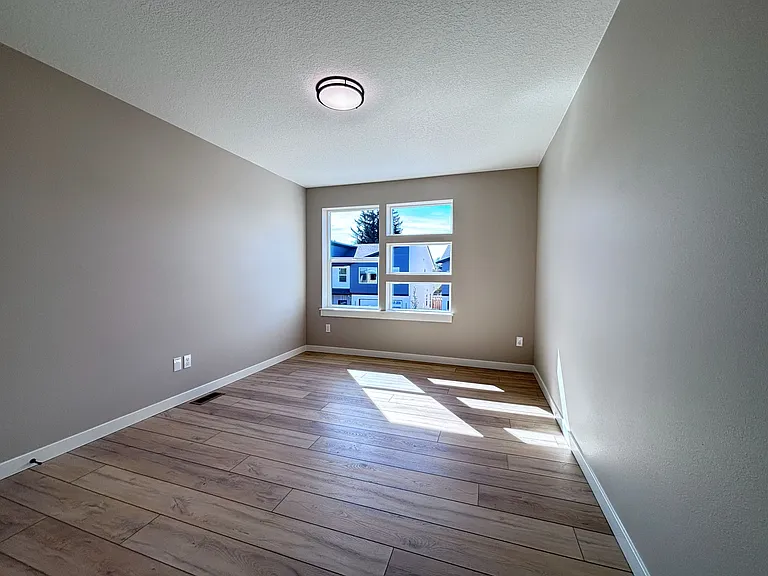 4848 Elvira St N #1 — Photo 13