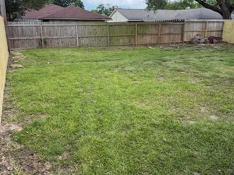 1605 Marguerite Ln — Photo 24