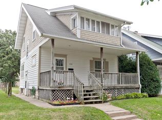 1528 C Ave NE, Cedar Rapids, IA 52402