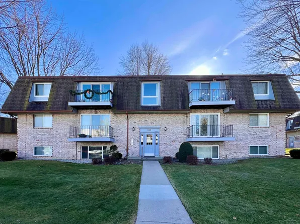 202 Provincial Ct Unit 99, Saginaw, MI 48638