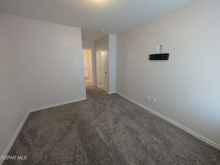 517 La Entrada Cir — Photo 19
