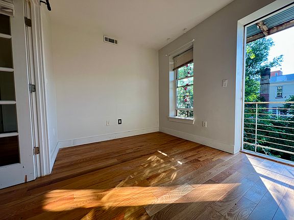 3rd image of 105 Troutman St APT 2A
