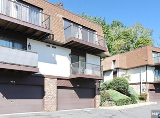 855 Kinderkamack Rd, River Edge, NJ 07661