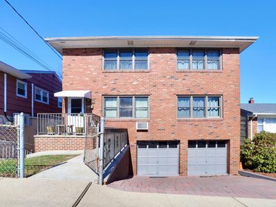 9001 Grand Ave, North Bergen, NJ, 07047