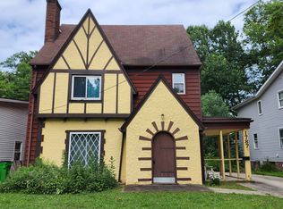 1787 Oakmount Rd, South Euclid, OH 44121