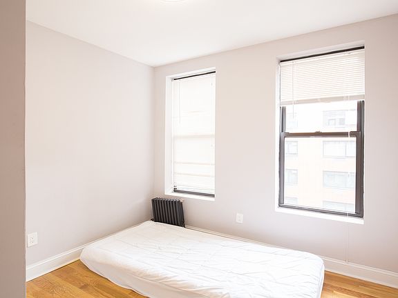 3rd image of 52 W 111th St APT 3C
