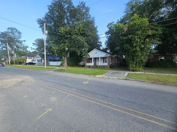 604 Hicks St, Waycross, GA 31501