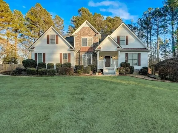 74 Flanders Ct, Douglasville, GA 30134