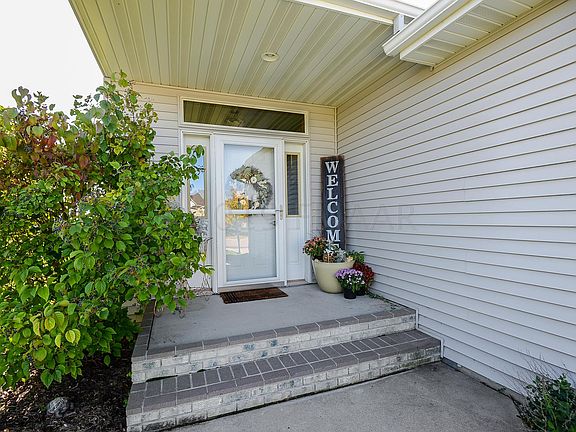 5th image of 1103 Morningside Dr