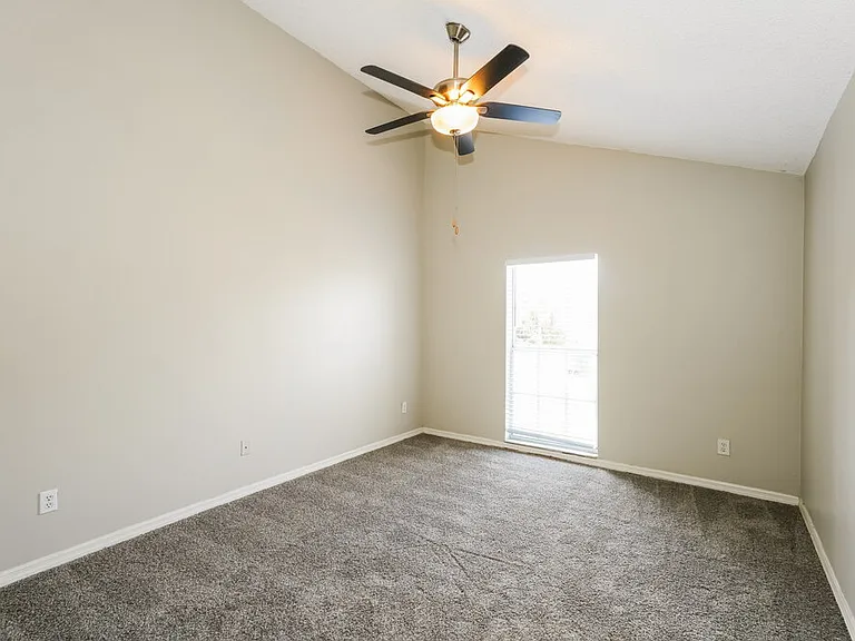 1670 Palm Leaf Dr — Photo 10