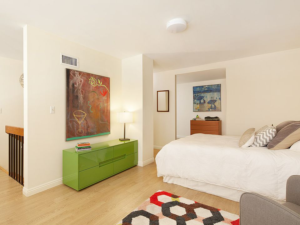 1st image of 371 Madison St APT 207