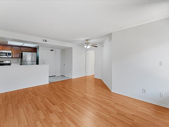 4th image of 2433 Barry Ave APT 107