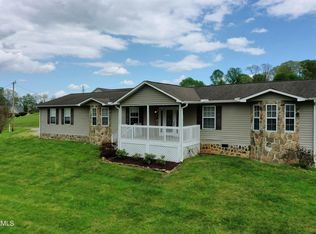138 S Burress Ln, Jacksboro, TN 37757