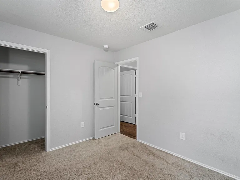 14915 Gypsum Mill Rd — Photo 17