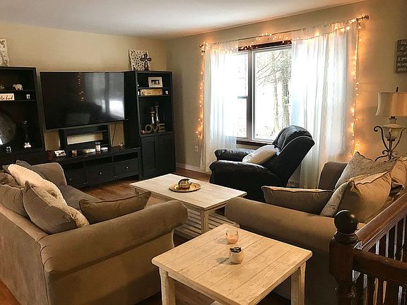 5th image of 101 Cardinal Cir