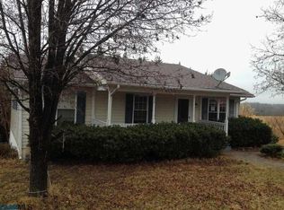 1126 Durrett Ridge Rd, Earlysville, VA 22936