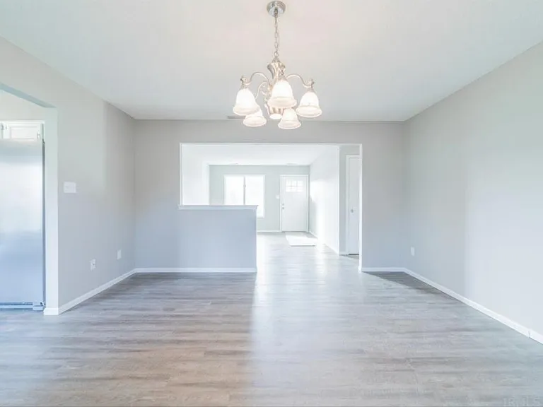7423 Leswood Ct — Photo 8
