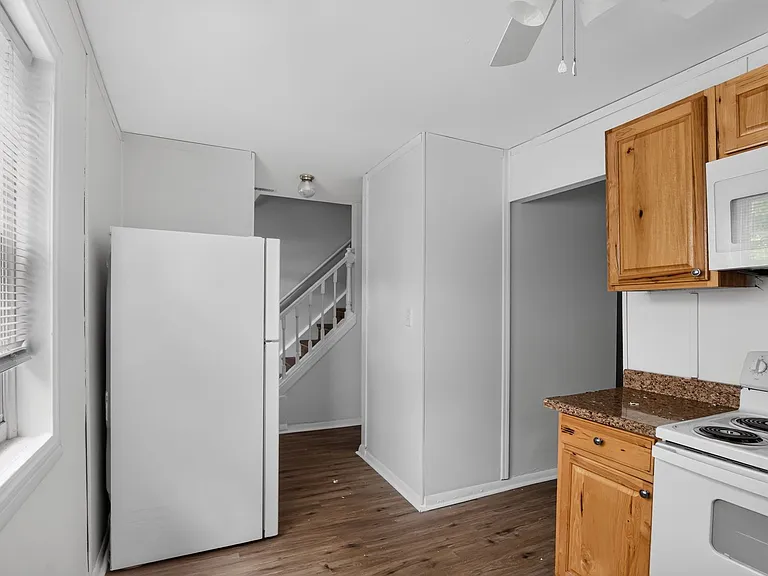 817 Bellows Ave — Photo 9