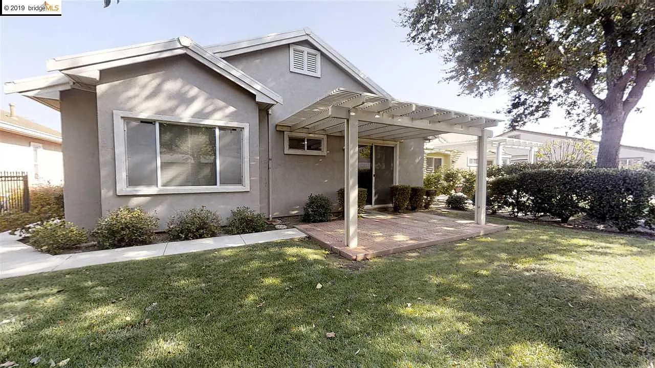 282 Black Amber Way photo 1
