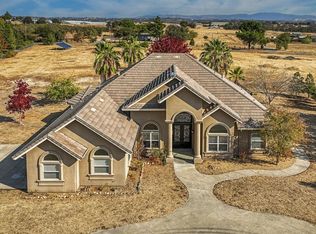 363 Emerald Ln, Valley Springs, CA 95252
