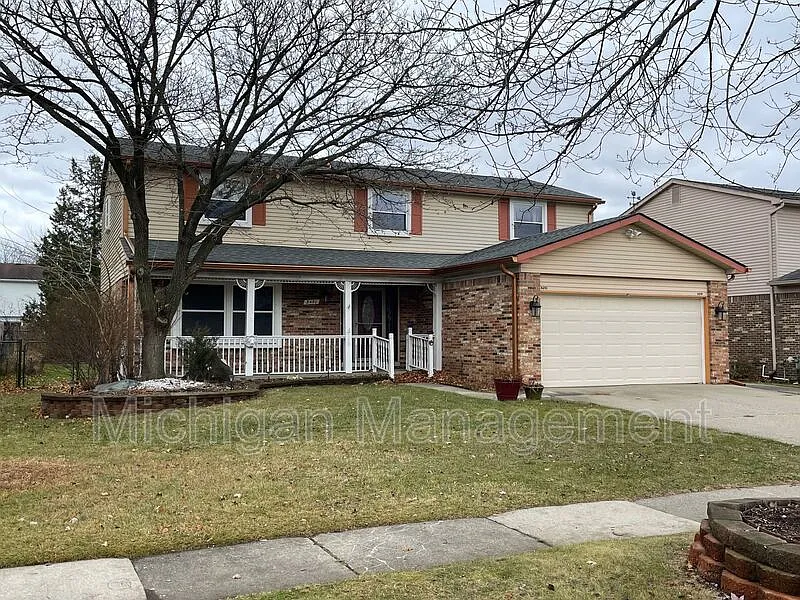 8490 Westchester Ln photo 1