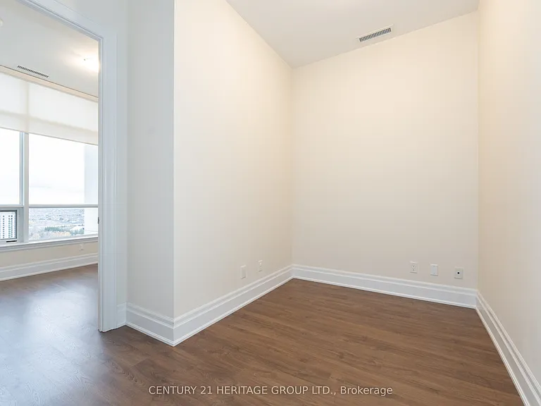 9075 Jane St #Penthouse 02 — Photo 27
