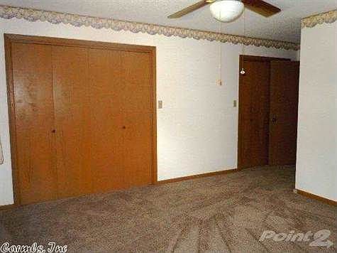 5th image of 204 Parliament Dr