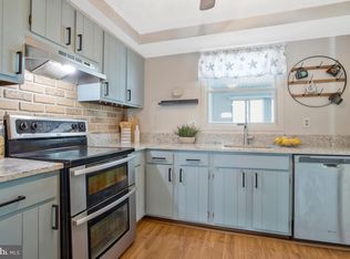 8537 Summit Rd, Pasadena, MD 21122