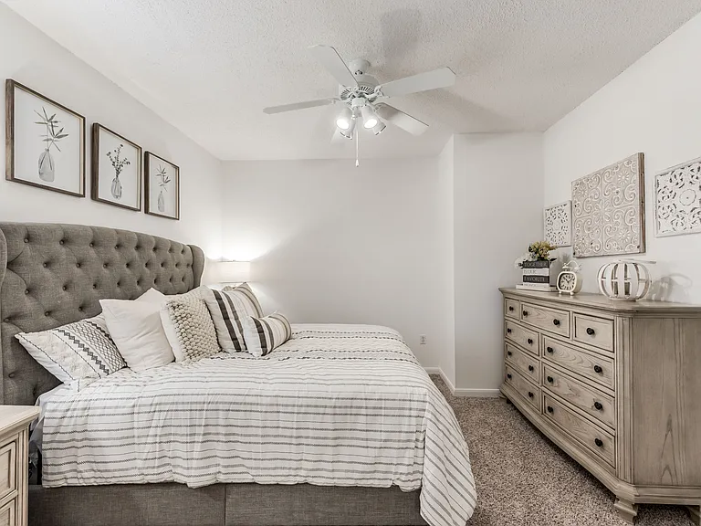 2BD, 2BA - 1150SF - Second Bedroom