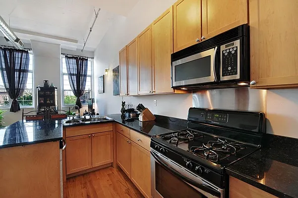 Sold by Corcoran | media 21