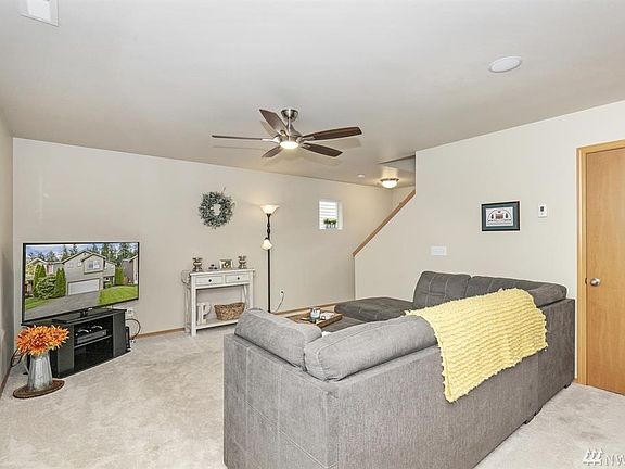 5th image of 21152 Brevik Pl NW