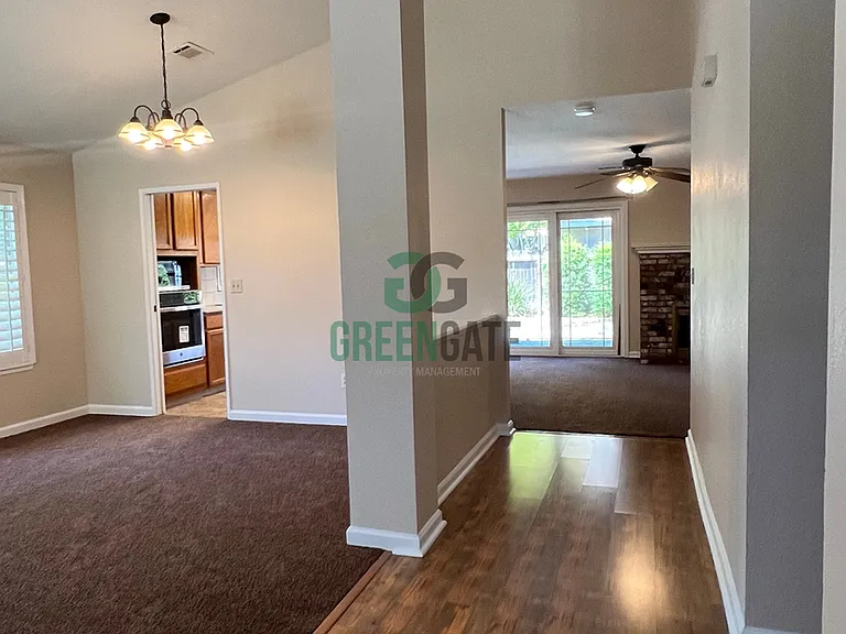 3901 Setrok Ct — Photo 7