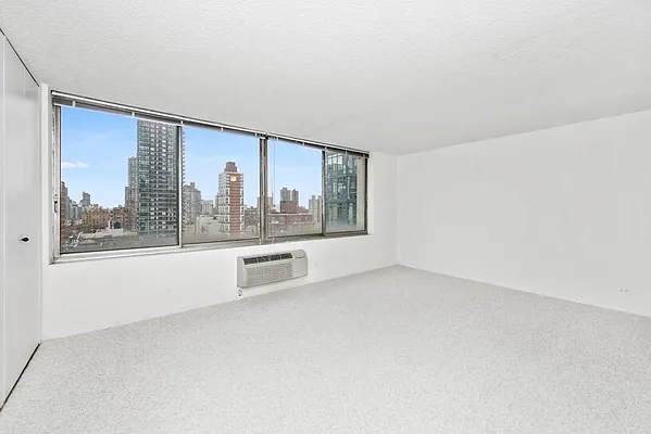 Rented by Keller Williams NYC | media 3