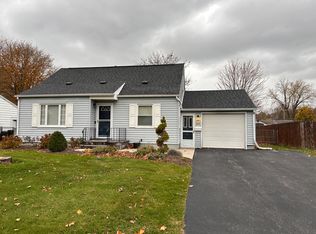 213 Lawdon St, North Syracuse, NY 13212