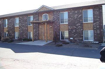 GrandvilleEast_ outside1_lg