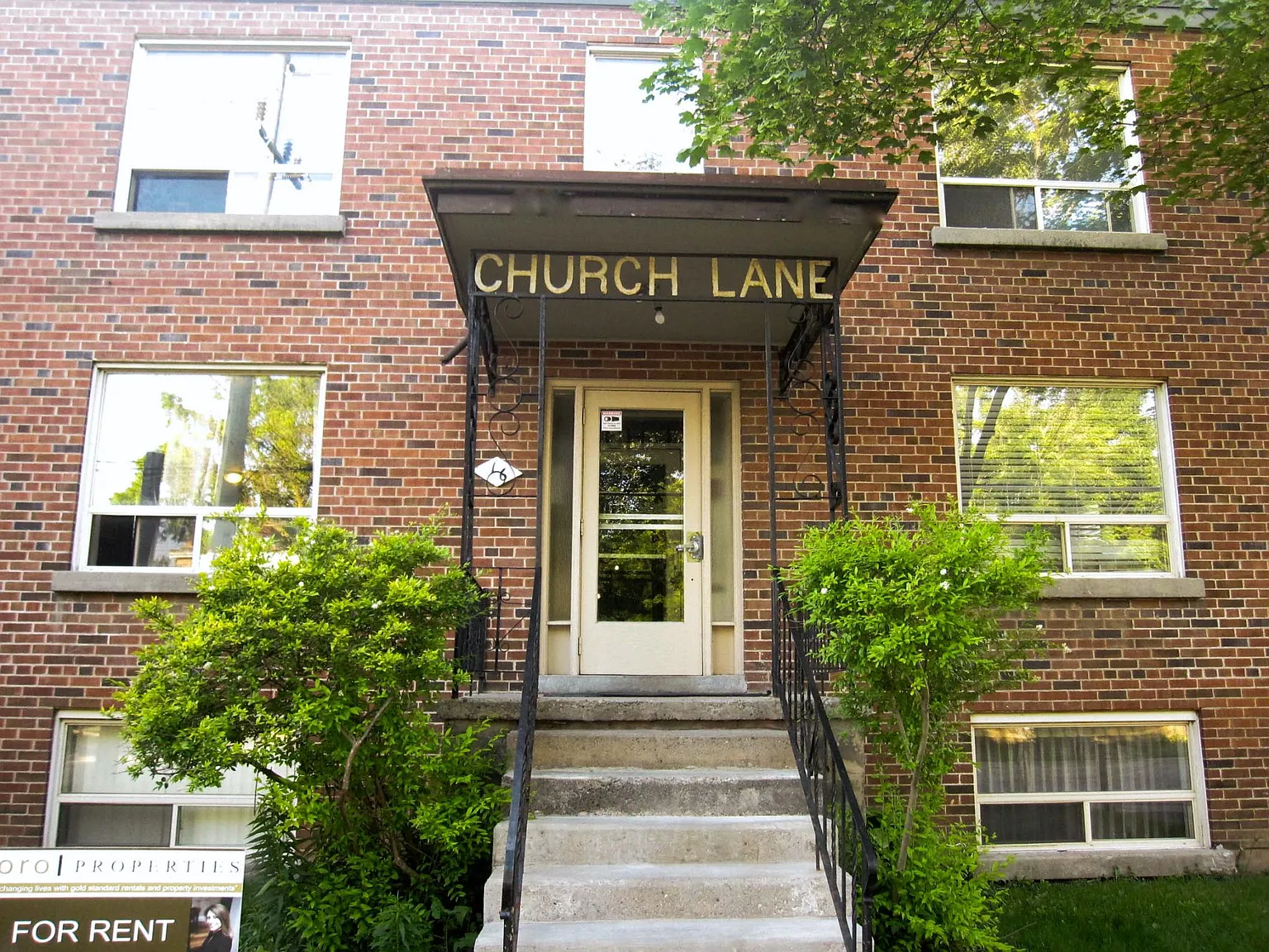 2 bed, 800 sqft, $2,295 — Photo 1