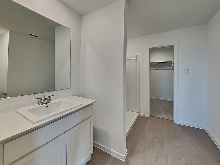 3707 Longleaf Dr — Photo 9