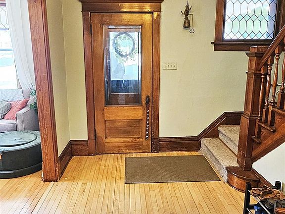 3rd image of 936 Jennings St