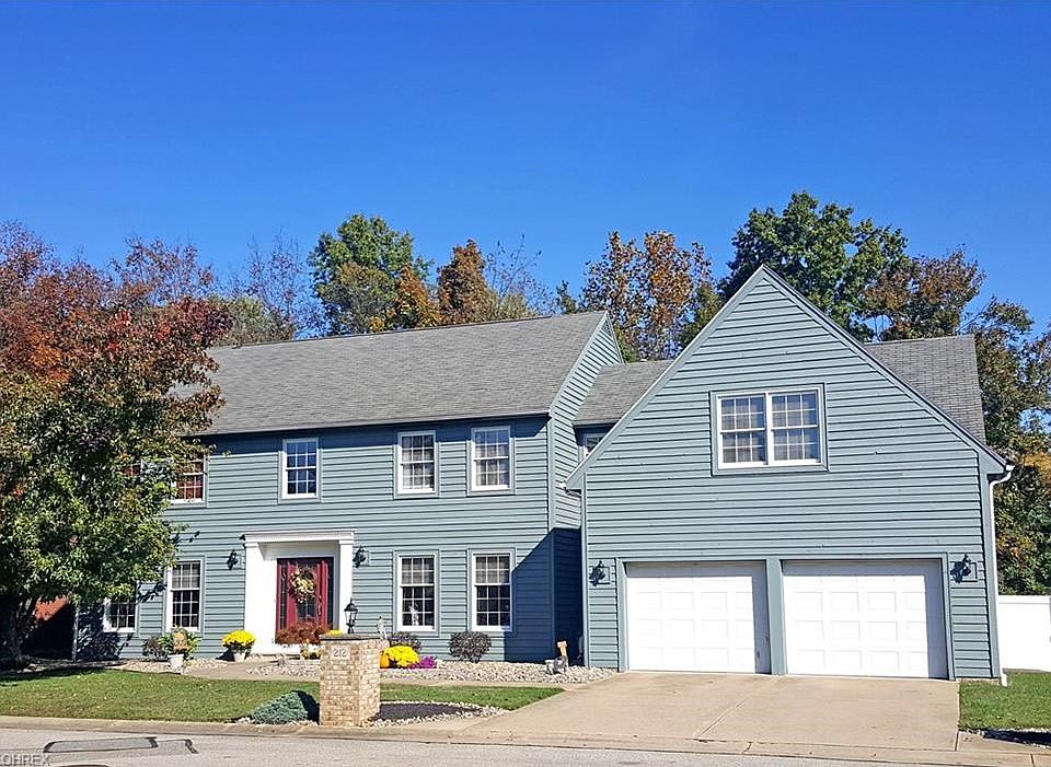1st image of 212 Dover Dr