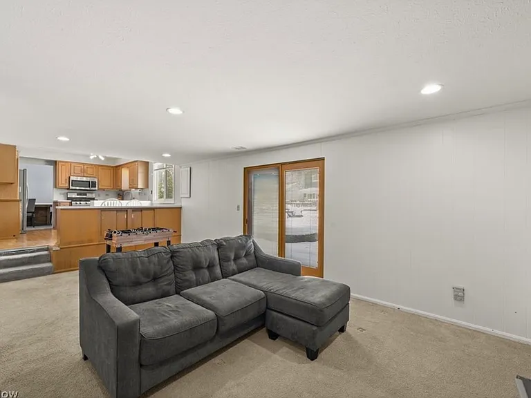 6728 Edgemoor Ave — Photo 15