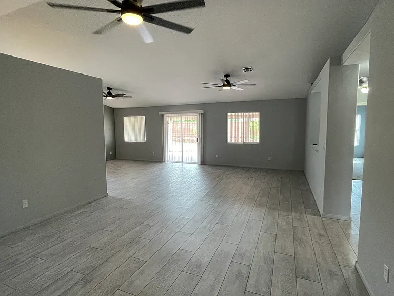 182 Hermosa Way — Photo 5