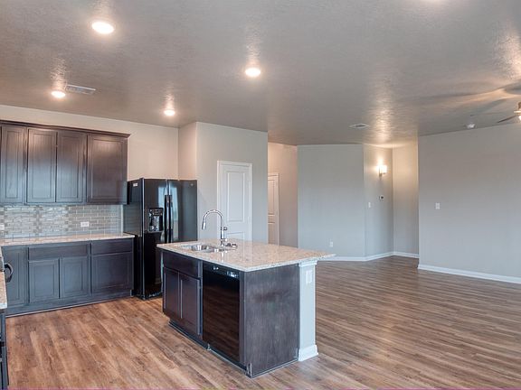 3rd image of 2203 John Ross Ct