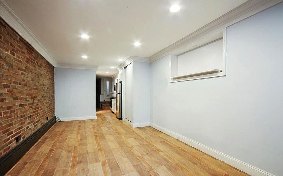 2nd image of 1644 8th Ave #1