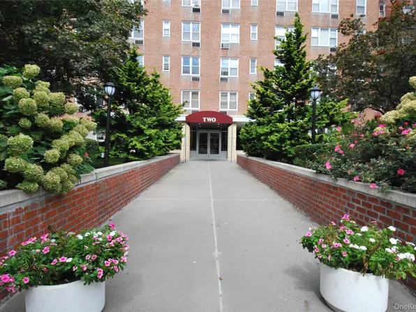 2 Sadore Lane #5E, Yonkers, NY 10710