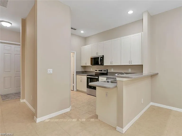 10140 N Golden Elm Dr — Photo 4