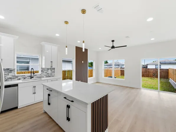 3614 Temple St #1, Tampa, FL 33619