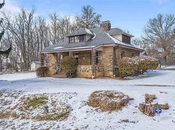 1111 Burchfield Rd, Allison Park, PA 15101