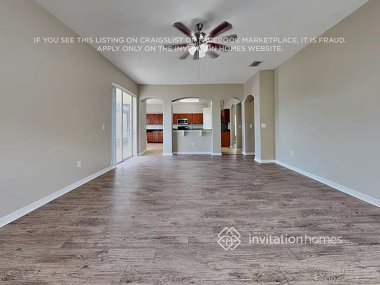 1401 Gallberry Ct — Photo 4